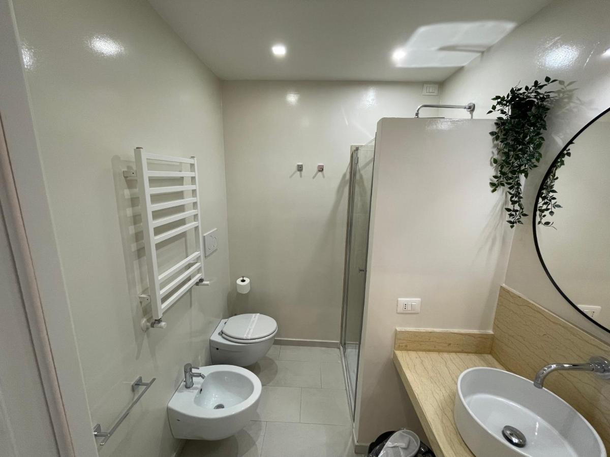 Quintus Luxury Suites Рим Екстер'єр фото
