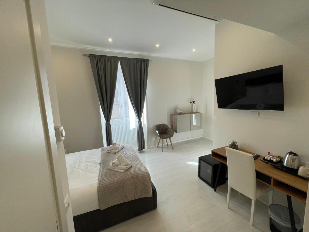 Quintus Luxury Suites Рим Екстер'єр фото